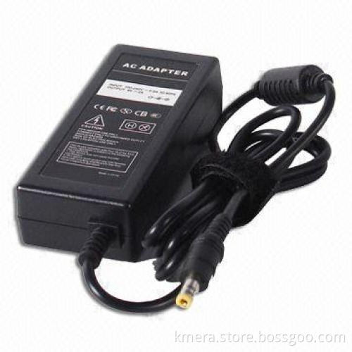 AC Adapter with 100 to 240V Input Voltage